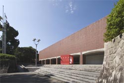 山口県立美術館