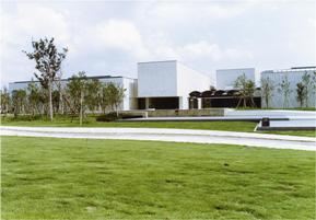 県民文化の森 岐阜県美術館