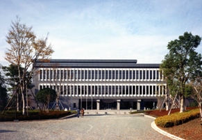 熊本県立図書館